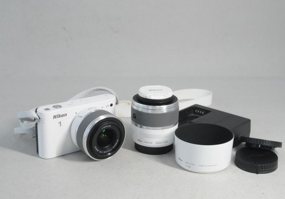 Nikon ニコン 1 J1