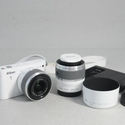 Nikon ニコン 1 J1