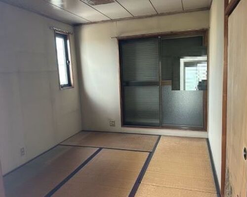 【4LDK一軒家のお片付け事例】藤沢市の戸建てを2日間でお片付け！エアコン4台の取り外し・買取も行いました