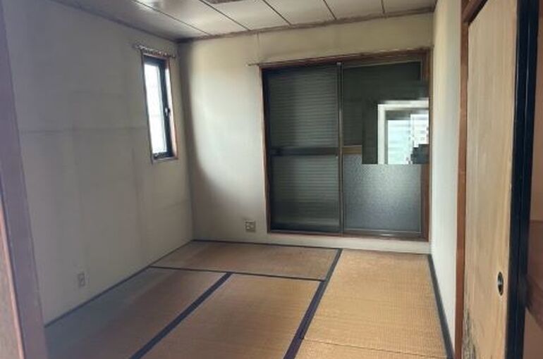 【4LDK一軒家のお片付け事例】藤沢市の戸建てを2日間でお片付け！エアコン4台の取り外し・買取も行いました