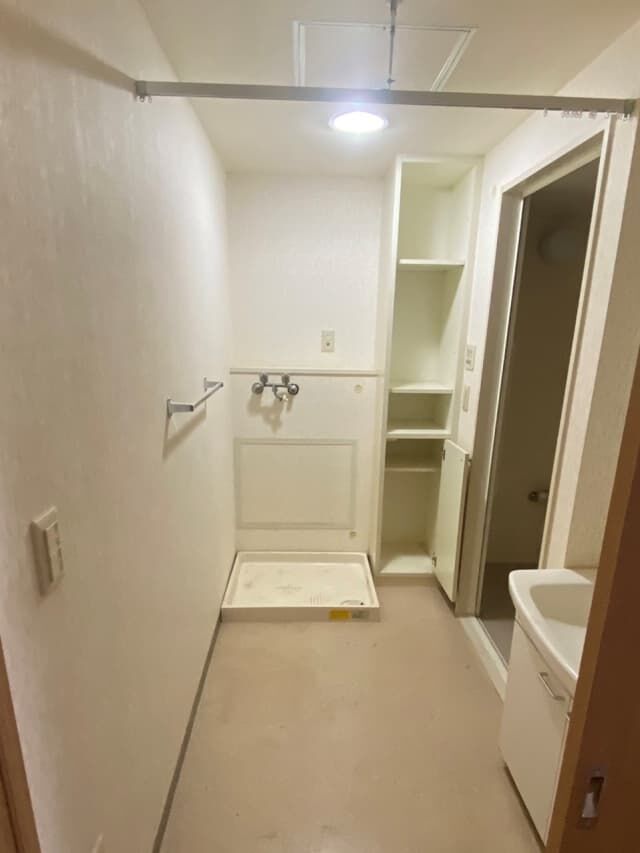 鎌倉市 2LDKマンションの遺品整理 洗面所 片付け後