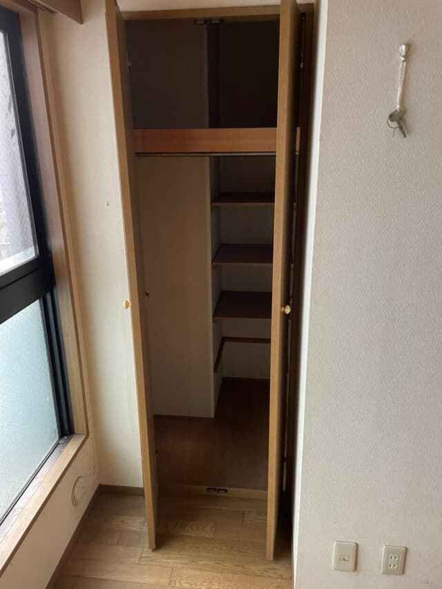 2LDKマンションの不用品回収事例　クローゼット片付け後