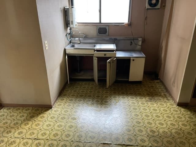 1DKマンションの不用品回収事例　居室　片付け後