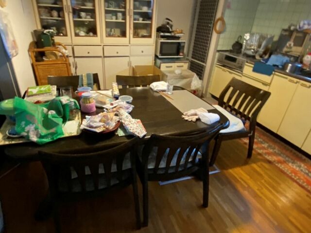 藤沢市の3LDK一軒家の不用品回収 キッチン 作業前
