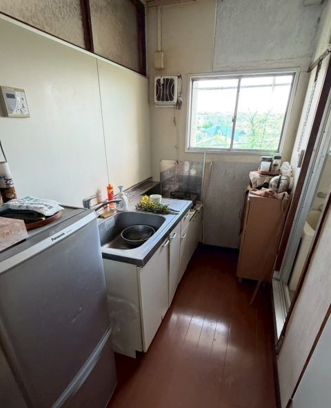 神奈川県大和市2K団地のキッチン片付け前