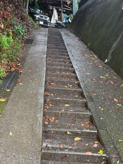 横須賀市5LDK一軒家までの階段