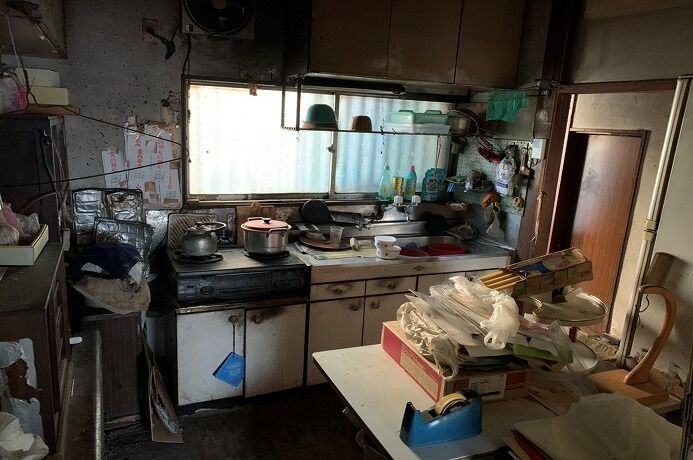 遺品整理 海老名 キッチン 作業前