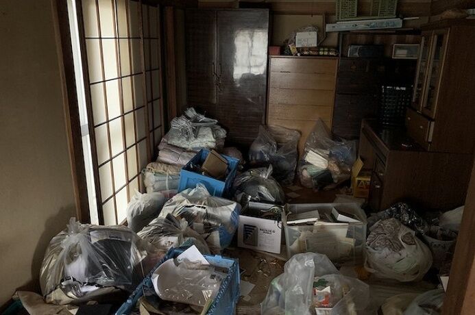 ゴミ屋敷　片付けの様子