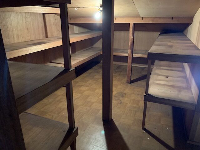 屋根裏　作業後